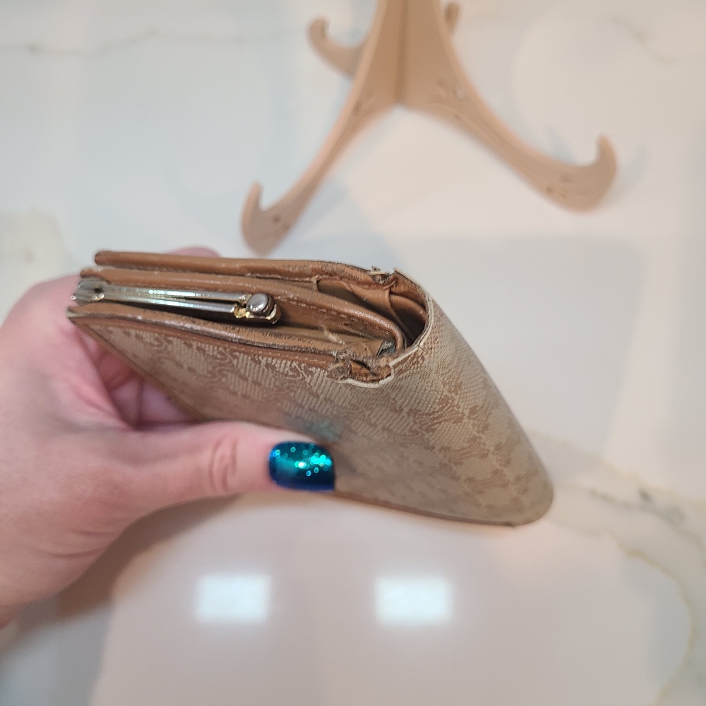 Celine Vintage Kisslock Tan and Brown  Wallet Fair - Picture 6 of 11